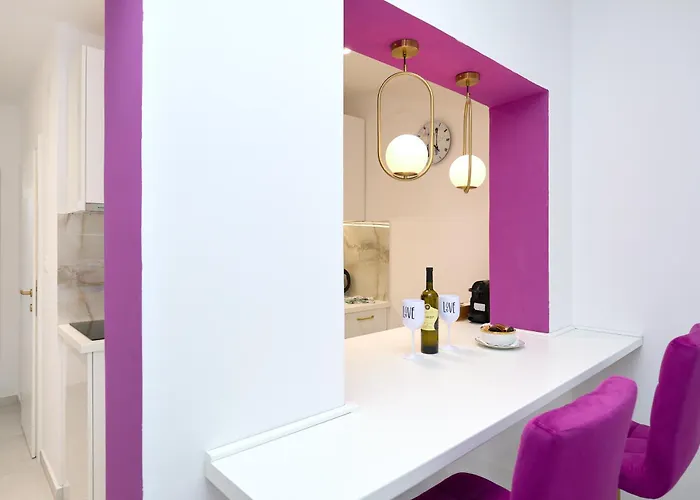 Golden Rose - Walking Distance 1 Km From Old Town