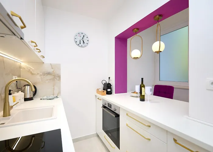 Lägenhet Golden Rose - Walking Distance 1 Km From Old Town