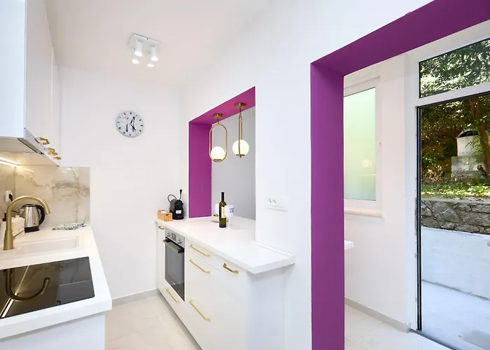 Lägenhet Golden Rose - Walking Distance 1 Km From Old Town