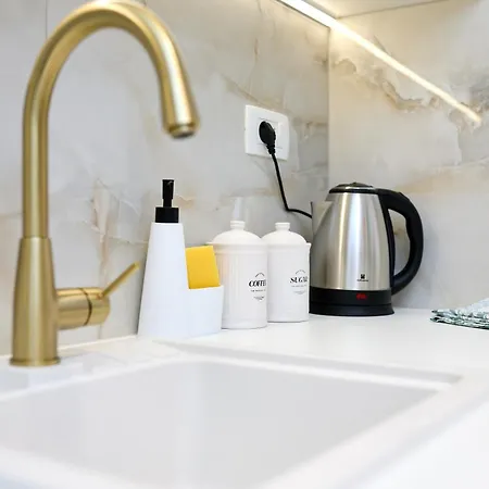 Apartamento Golden Rose - Walking Distance 1 Km From Old Town *